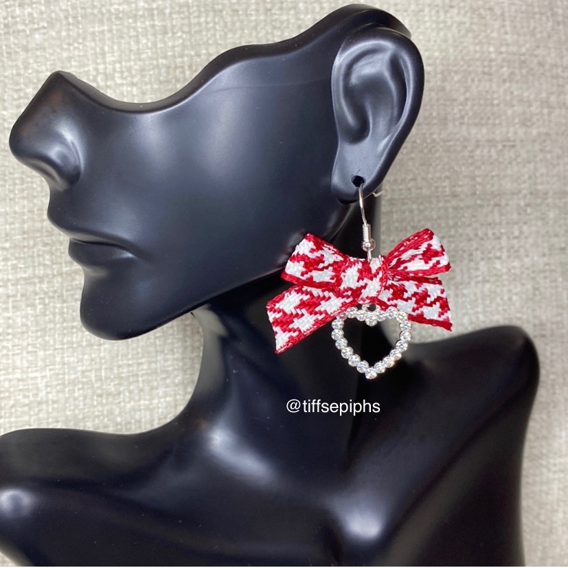 Silver Rhinestone Hearts With White & Red Houndstooth Bow Dangly Earrings Nwt